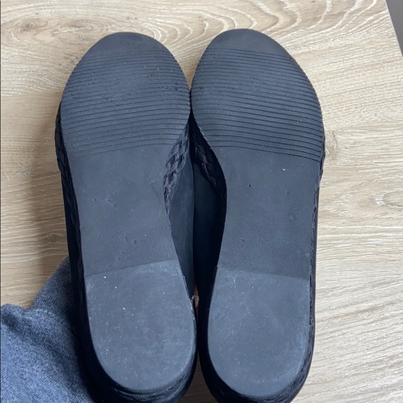 Salvatore Ferragamo Bow Suede Leather Flats - Picture 5 of 8